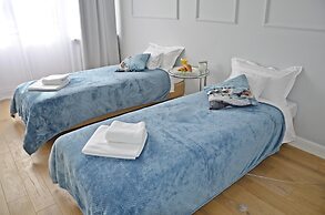 UNIT Centrum deLuX Plac Zbawiciela