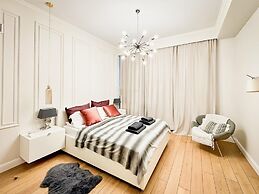 UNIT Centrum deLuX Plac Zbawiciela