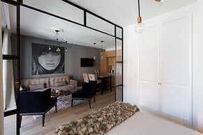 Navy Group - Lion's Castle