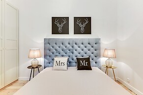 Navy Group - Lion's Castle