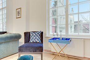 Navy Group - Lion's Castle