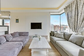 Navy Group - Old Town Apartments