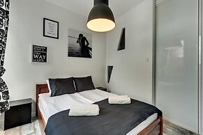 Navy Group - Old Town Apartments