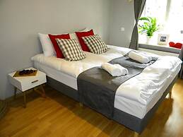 Navy Group - Old Town Apartments