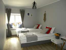 Navy Group - Old Town Apartments