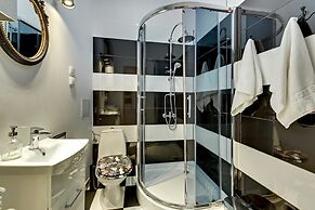 Navy Group - Old Town Apartments