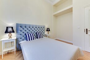 Navy Group - Old Town Apartments