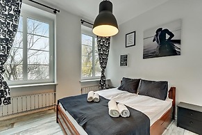 Navy Group - Old Town Apartments