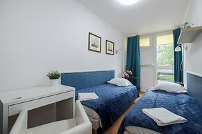 UNIT Short Rent Apartment by Warsaw Metro Station