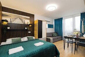 UNIT Short Rent Apartment by Warsaw Metro Station
