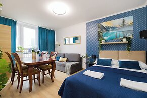 UNIT Short Rent Apartment by Warsaw Metro Station