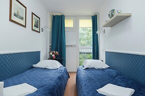 UNIT Short Rent Apartment by Warsaw Metro Station