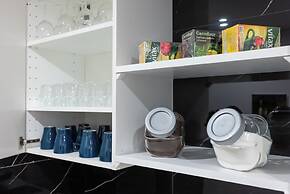 UNIT Short Rent Apartment by Warsaw Metro Station