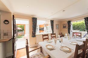 Herston Log Cabins and Holiday Lodges