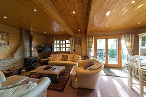 Herston Log Cabins and Holiday Lodges