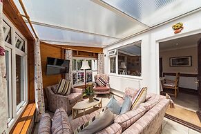 Herston Log Cabins and Holiday Lodges