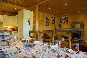 Herston Log Cabins and Holiday Lodges