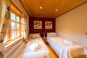 Herston Log Cabins and Holiday Lodges