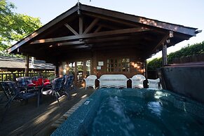 Herston Log Cabins and Holiday Lodges