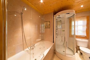 Herston Log Cabins and Holiday Lodges