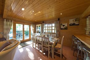 Herston Log Cabins and Holiday Lodges