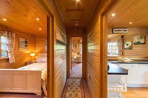 Herston Log Cabins and Holiday Lodges