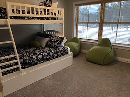 Cranmore Condominium Lodging