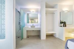 Anna Platanou Suites