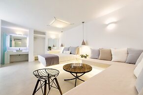 Anna Platanou Suites