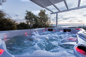 Anna Platanou Suites