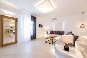 Anna Platanou Suites