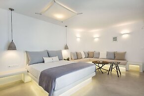 Anna Platanou Suites