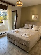 Kasteli Studios & Apartments