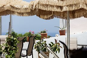 Kasteli Studios & Apartments