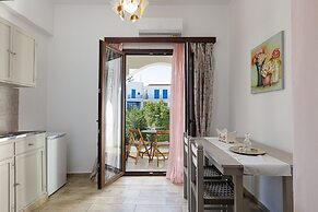 Kasteli Studios & Apartments