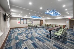 Holiday Inn Express and Suites Houston Westchase - Westheimer by IHG