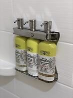 Holiday Inn Express and Suites Houston Westchase - Westheimer by IHG