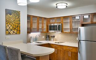 Staybridge Suites Gainesville I-75 by IHG