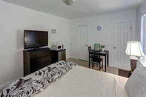 Green Seas Motel