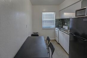 Green Seas Motel
