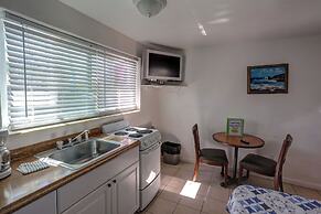Green Seas Motel
