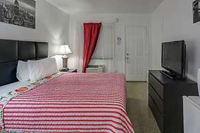 Green Seas Motel