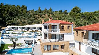 Villa D'Oro - Luxury Villas & Suites