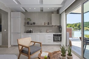 Villa D'Oro - Luxury Villas & Suites