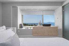 Villa D'Oro - Luxury Villas & Suites