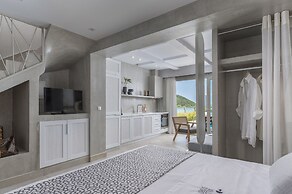 Villa D'Oro - Luxury Villas & Suites