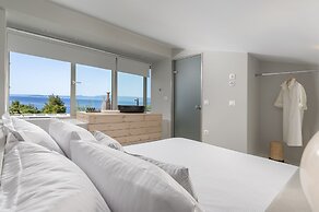 Villa D'Oro - Luxury Villas & Suites