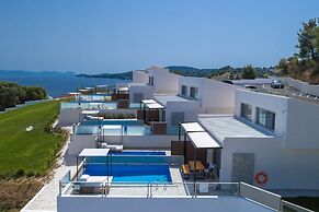 Villa D'Oro - Luxury Villas & Suites