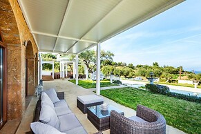 Villa D'Oro - Luxury Villas & Suites