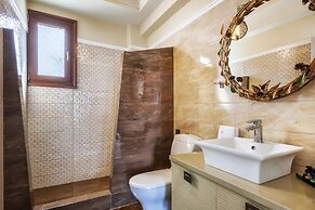 Villa D'Oro - Luxury Villas & Suites